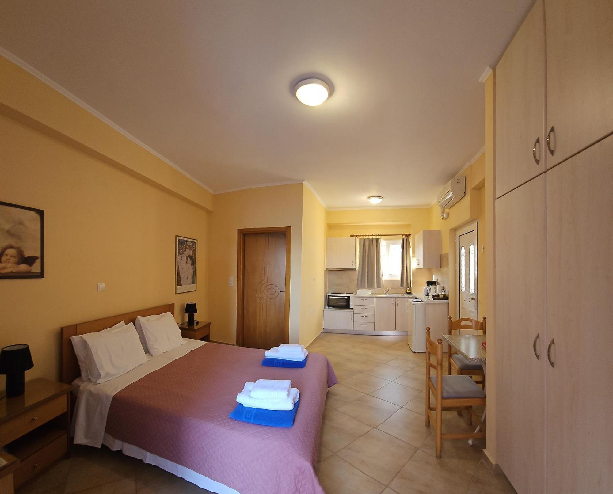 Mema'S Apartment Agia Efimia Bilik gambar