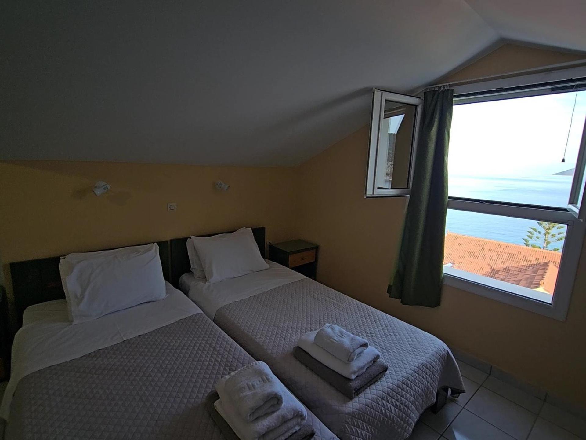 Mema'S Apartment Agia Efimia Bilik gambar